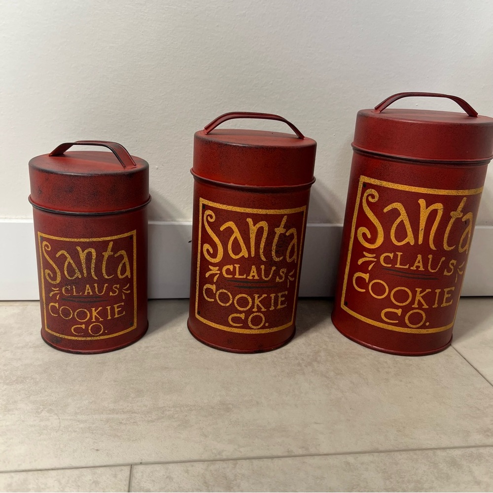 Vintage‎ Santa clause cookie Red Storage Canisters set 3  pack NWOT